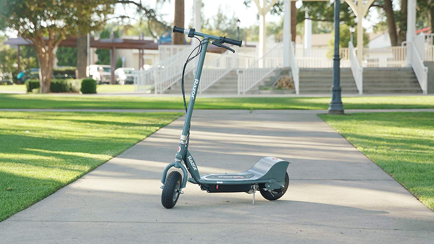 Electric Ride Nerd - Razor Electric Scooter: The Ultimate Guide for Adults